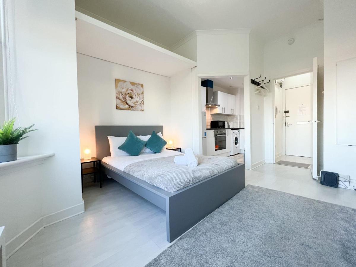 1Bd Glasgow Apartment Exterior photo